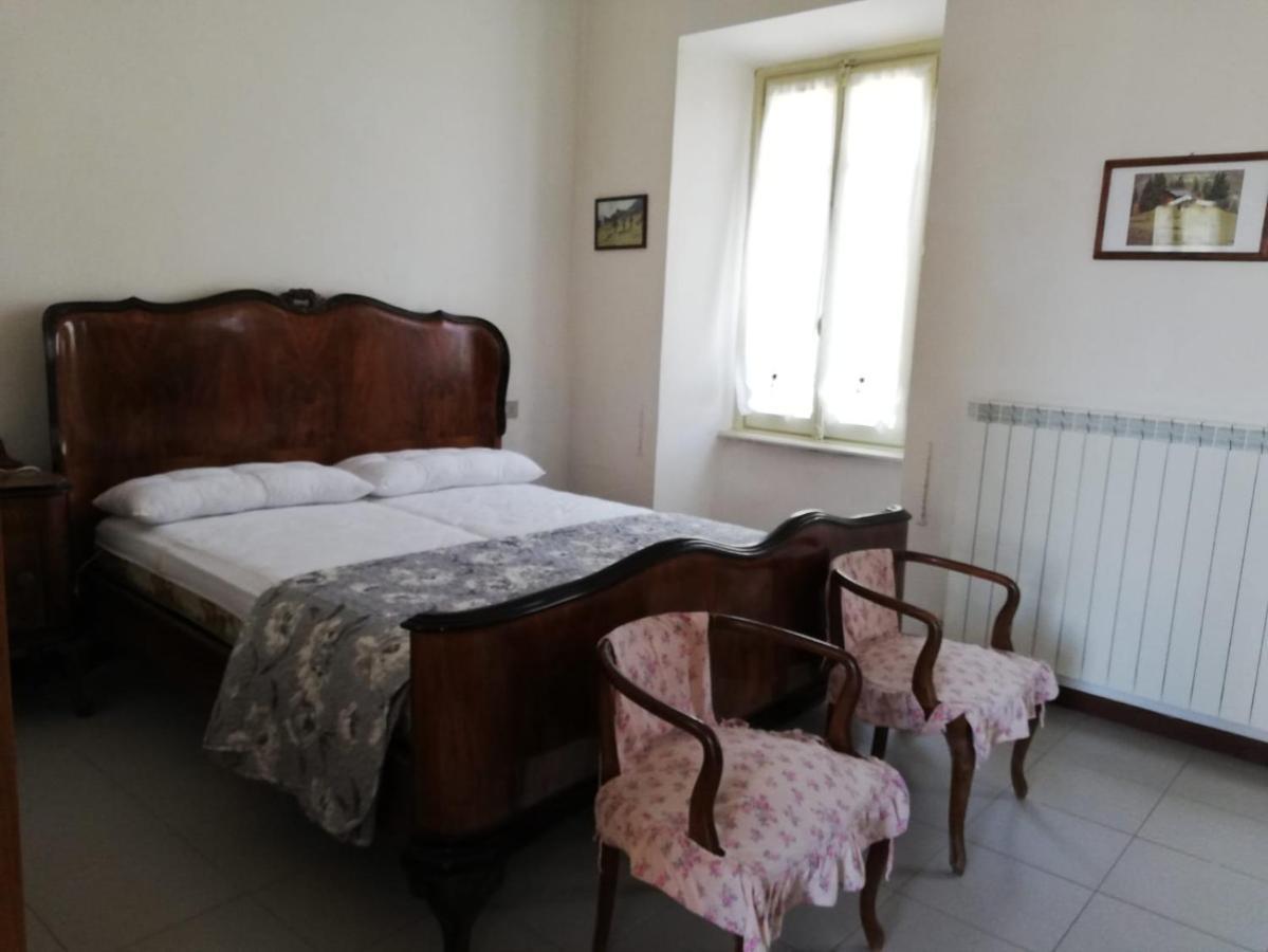 Отель Residenza Santa Valeria Caglio Экстерьер фото